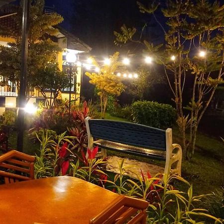 Designer Villa Tokyo Cianjur Ngoại thất bức ảnh