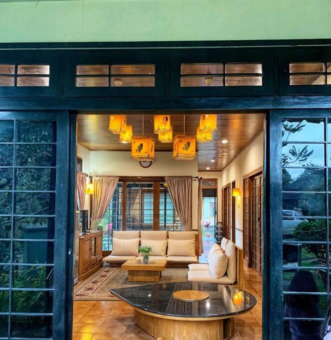 Designer Villa Tokyo Cianjur Ngoại thất bức ảnh