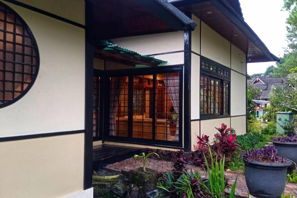Designer Villa Tokyo Cianjur Ngoại thất bức ảnh