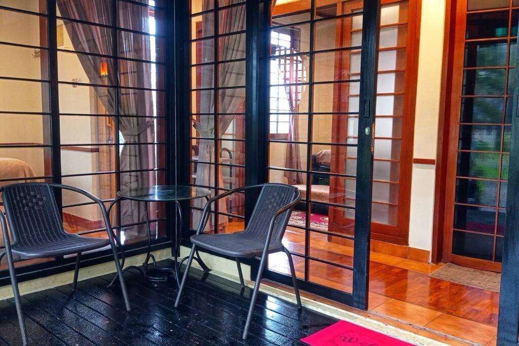 Designer Villa Tokyo Cianjur Ngoại thất bức ảnh