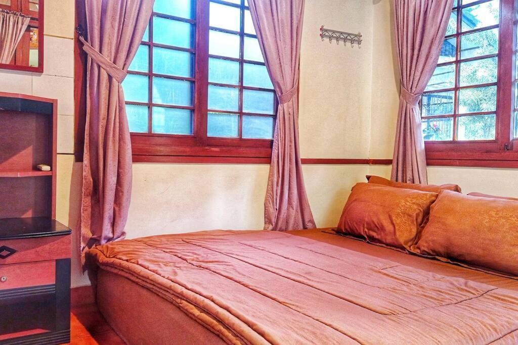 Designer Villa Tokyo Cianjur Ngoại thất bức ảnh